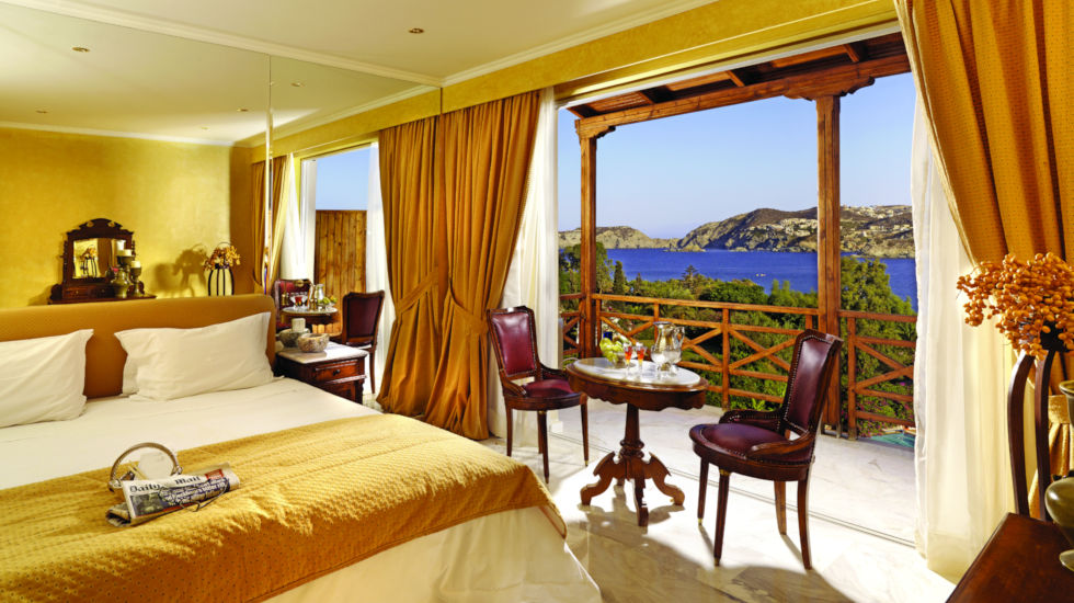 Out of the Blue Resort - Classic 2 Bedroom Suite main building