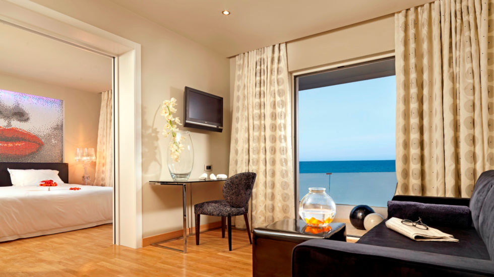 Out of the Blue Resort - Lifestyle Collection one (1) bedroom Suite 