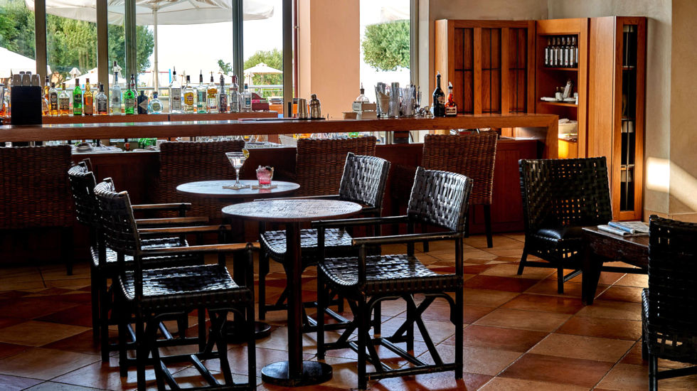 Village Heights Resort - Loby Bar Village Heights Resort - Loby Bar
