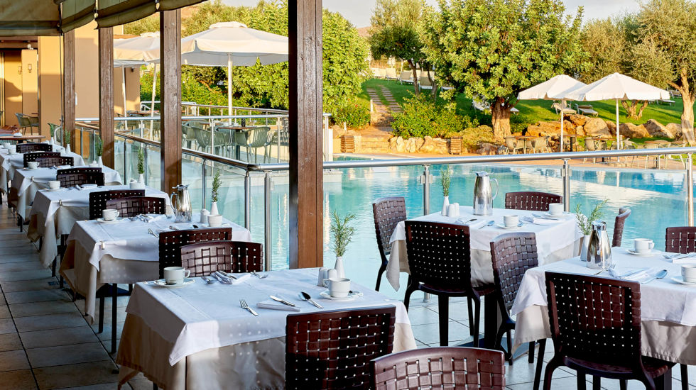 Village Heights Resort - Main Restaurant By the Pool Village Heights Resort - Main Restaurant By the Pool